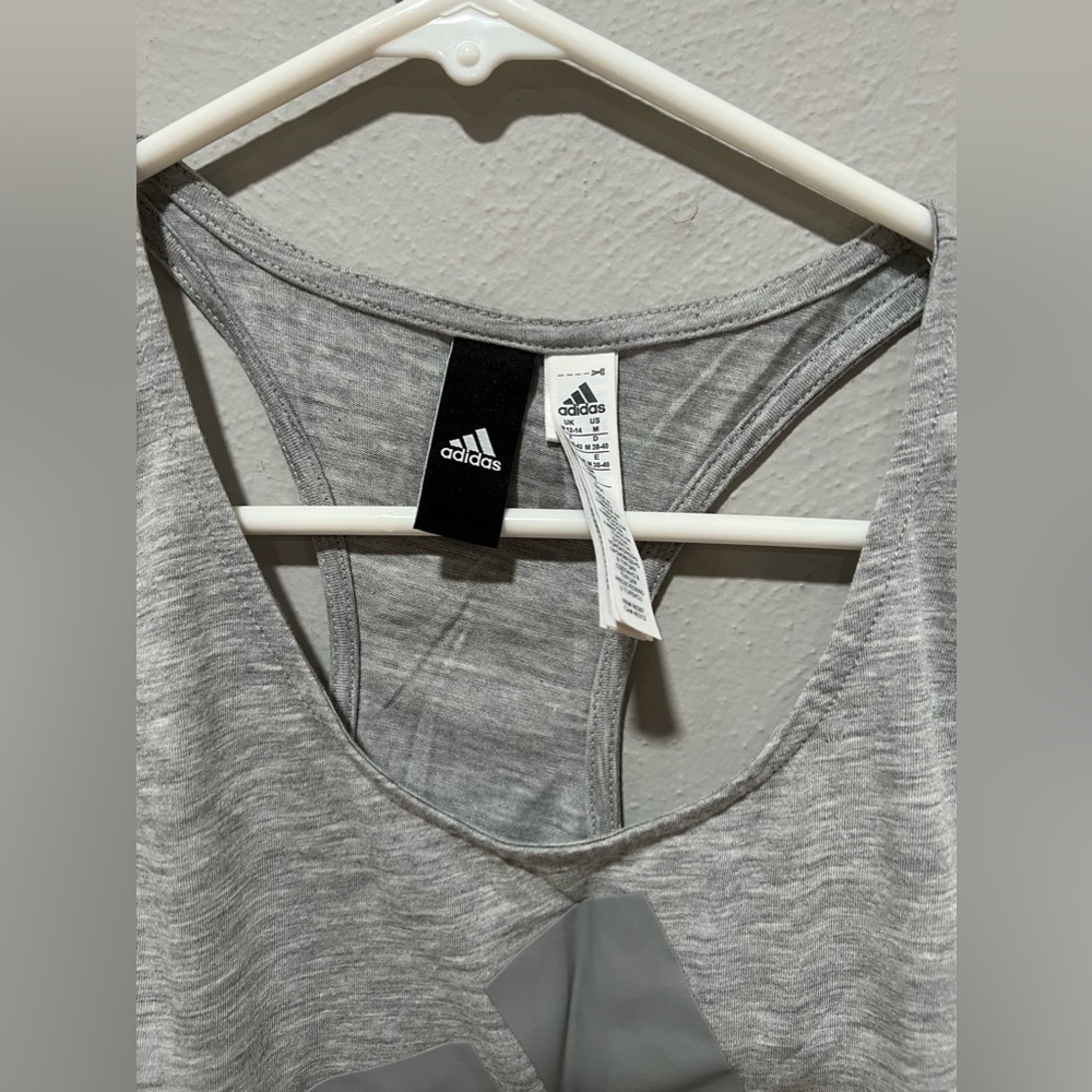 Adidas Cropped Racerback - Picture 5 of 5